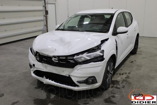 DACIA SANDERO - 1
