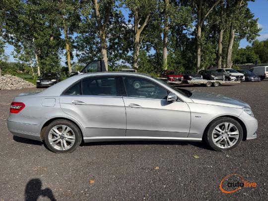 MERCEDES-BENZ E E 200 CDI BLUEEFFICI - 1
