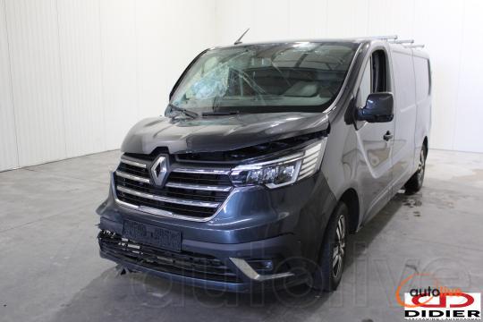 RENAULT TRAFIC - 1