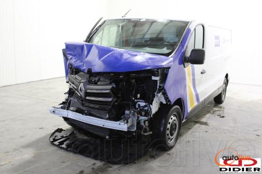 RENAULT TRAFIC - 1