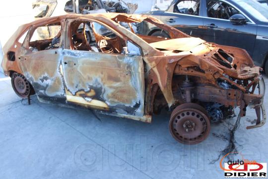 VOLKSWAGEN POLO - 1