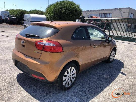 KIA RIO 1.1 CRDI   D3FA - 1