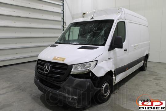 MERCEDES-BENZ ESPRINTER - 1