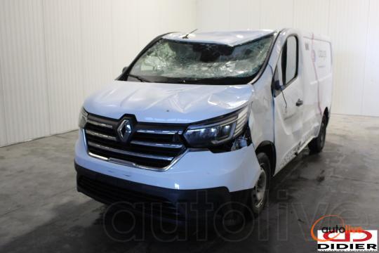 RENAULT TRAFIC - 1