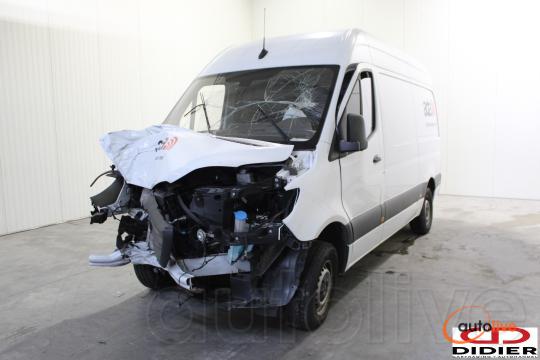 MERCEDES-BENZ SPRINTER - 1
