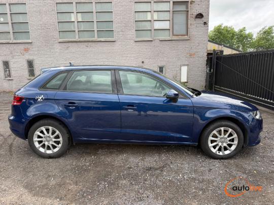 AUDI A3 ATTRACTION - 1