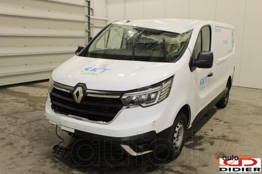RENAULT TRAFIC - 1