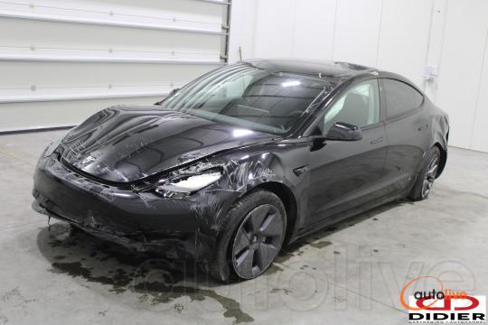 TESLA MODEL3 - 1