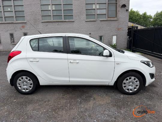 HYUNDAI I20 - 1