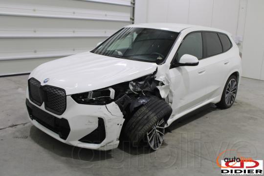 BMW IX1 - 1