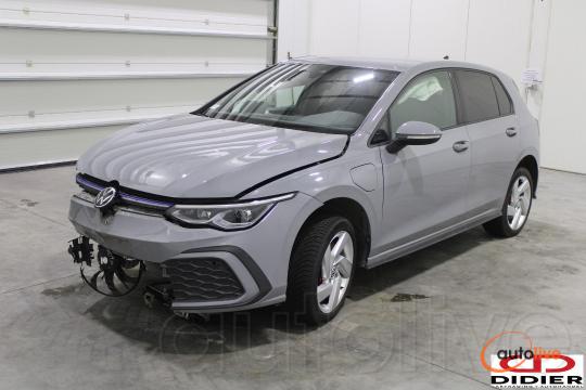 VOLKSWAGEN GOLF - 1