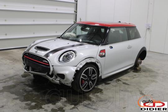 MINI JOHN_COOPER_WORKS - 1