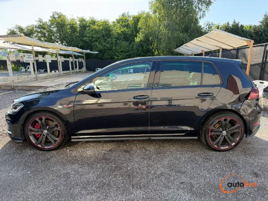 VOLKSWAGEN GOLF GTI - 1