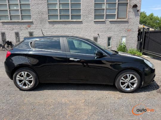 ALFA ROMEO GIULIETTA 1.6 JTD - 1