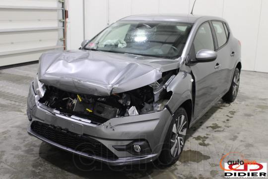 DACIA SANDERO - 1