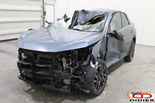 PEUGEOT 3008 - 1
