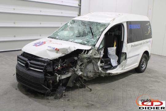 VOLKSWAGEN CADDY - 1
