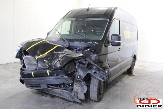 VOLKSWAGEN CRAFTER - 1