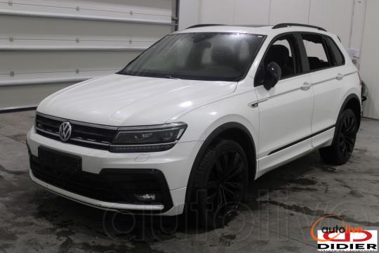 VOLKSWAGEN TIGUAN - 1