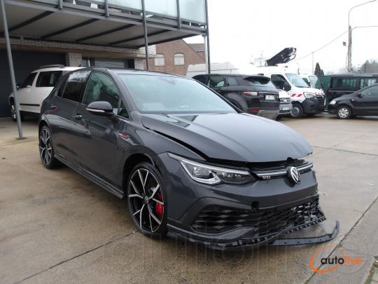 VOLKSWAGEN GOLF GTI - 1