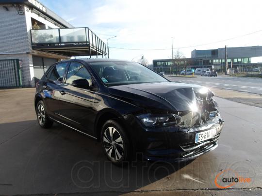 VOLKSWAGEN POLO - 1