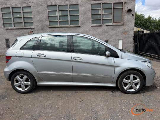 MERCEDES B180 1.5 - 1