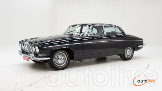 Jaguar 420 G '69 CH950bw - 1