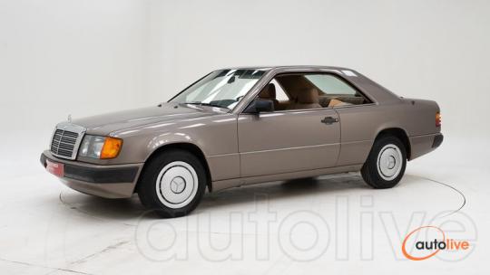 Mercedes-Benz 230 CE '88 CH79146 - 1