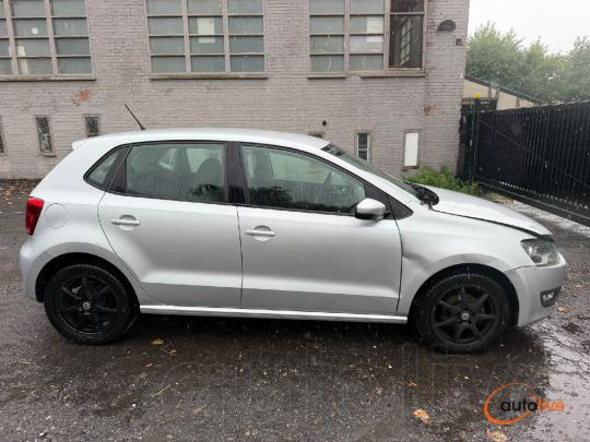 VOLKSWAGEN POLO COMFORTLINE - 1