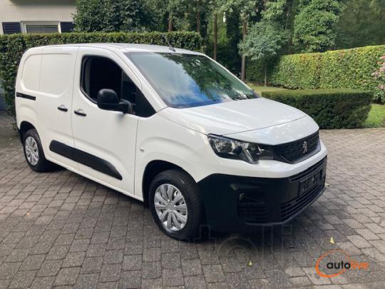 PEUGEOT PARTNER - LICHTE VRACHT - 3 PLAATSEN - 1