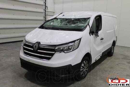 RENAULT TRAFIC - 1
