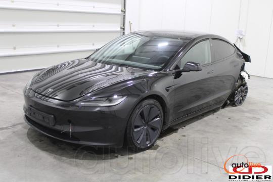 TESLA MODEL3 - 1
