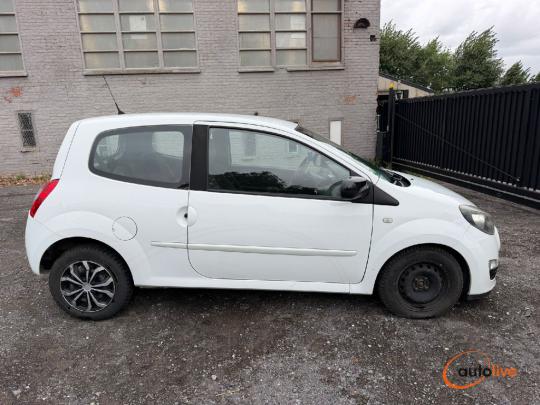 RENAULT TWINGO EXCEPTION - 1