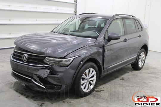 VOLKSWAGEN TIGUAN - 1