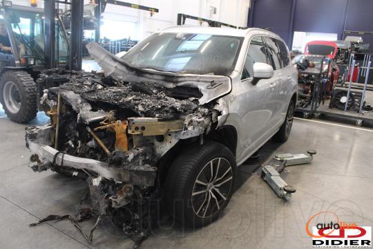 VOLVO XC90 - 1