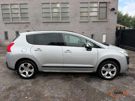 PEUGEOT 3008 ALLURE - 1