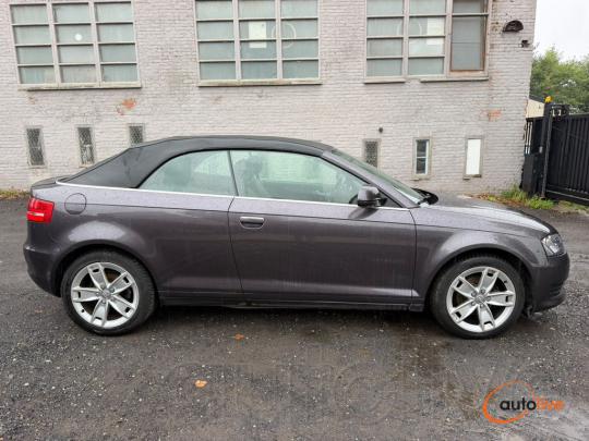 AUDI A3 CABRIOLET - 1