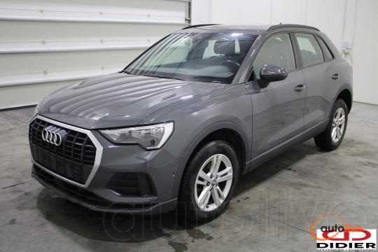 AUDI Q3 - 1