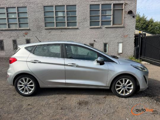 FORD FIESTA TITANIUM - 1