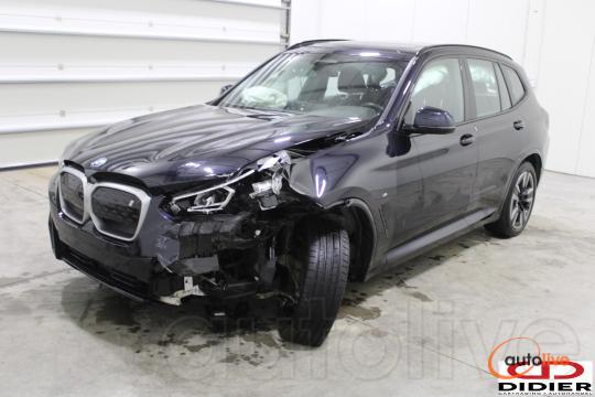 BMW IX3 - 1