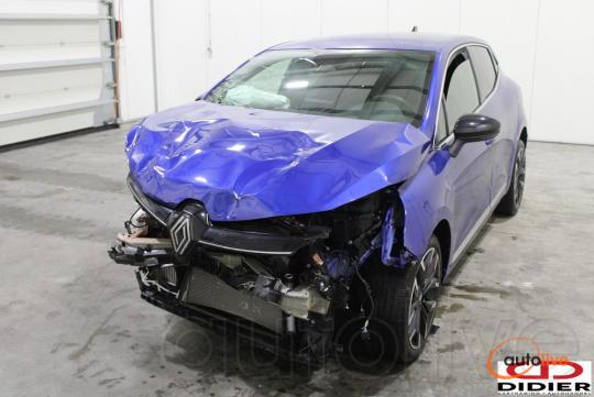 RENAULT CLIO - 1