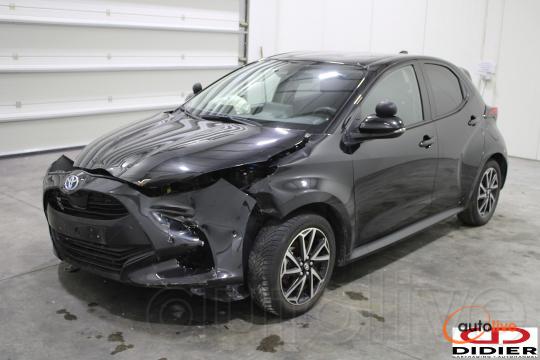 TOYOTA YARIS - 1