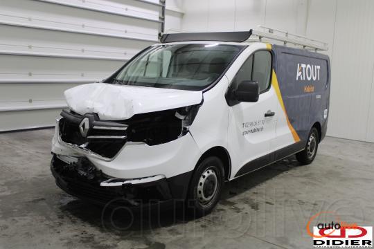 RENAULT TRAFIC - 1