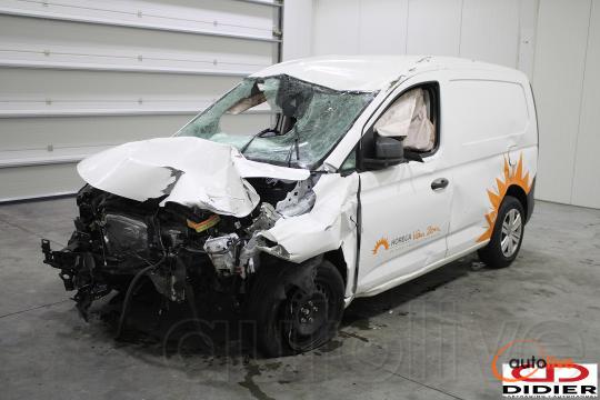 VOLKSWAGEN CADDY - 1