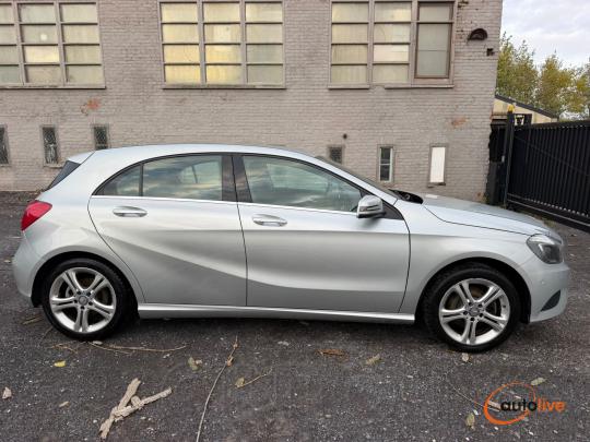 MERCEDES-BENZ A180 A 180 - 1