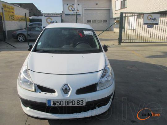 RENAULT CLIO - 1